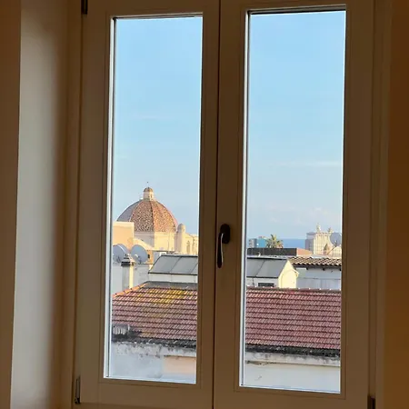 Casa 421 * كالياري